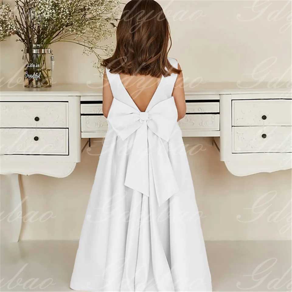 Satin Lovely Sleeveless Fluffy Bow Belt Flower Girl Dress Princess Ball First Communion Dresses Surprise Birthday PresentXJ250108