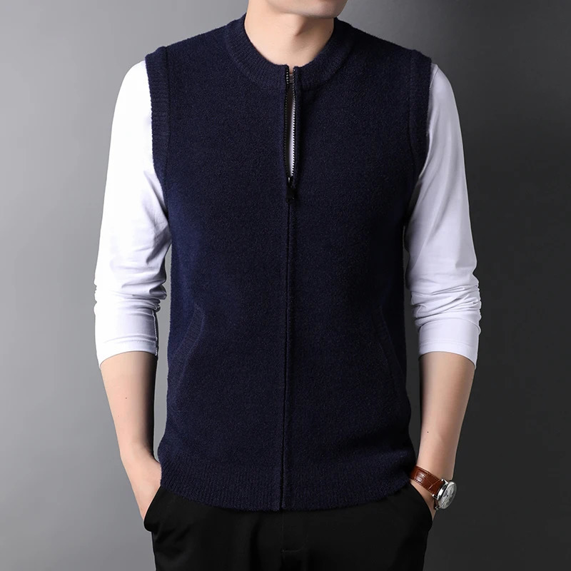 Top Grade Autum Winter Fashion Zipper Knit Cardigan Sweater Vest Men Retro Crew Woolen Sleeveless Casual Man Clothes 250107