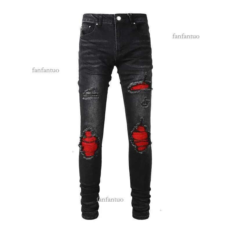 U. Drip irrigated mens Distressed jeans from the United States featuring tight elastic holes red ribbed patches and ripped jeans CL240912