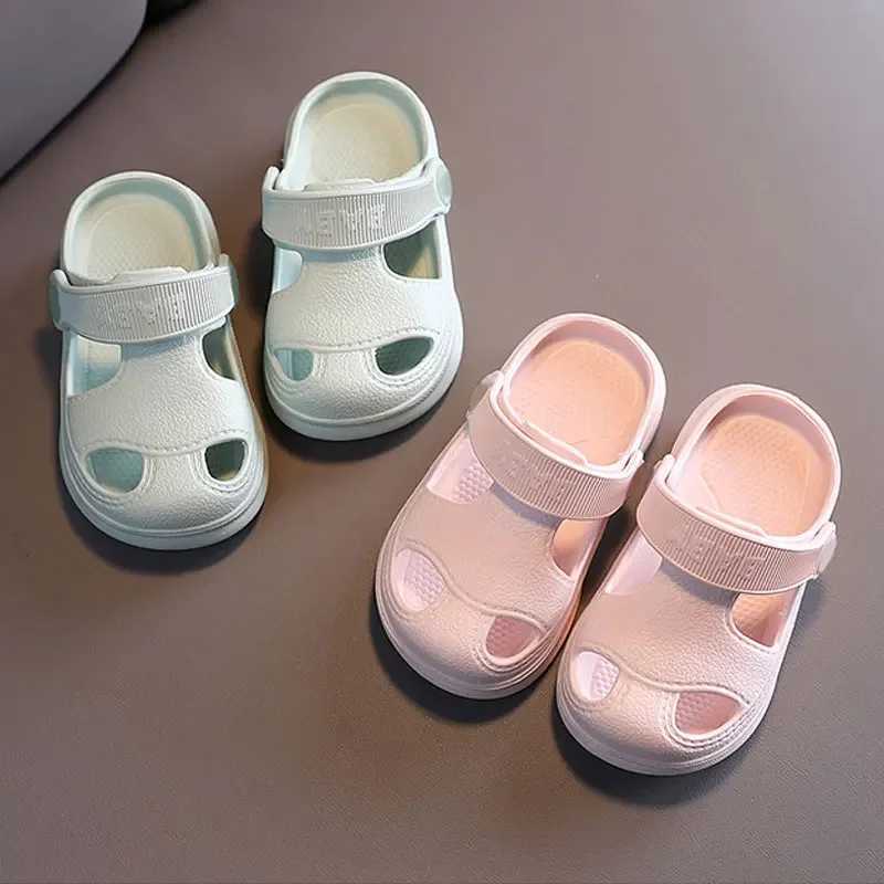 Summer childrens sandals with soft and non slip EVA material slider solid color design hole baby beach shoes W250108