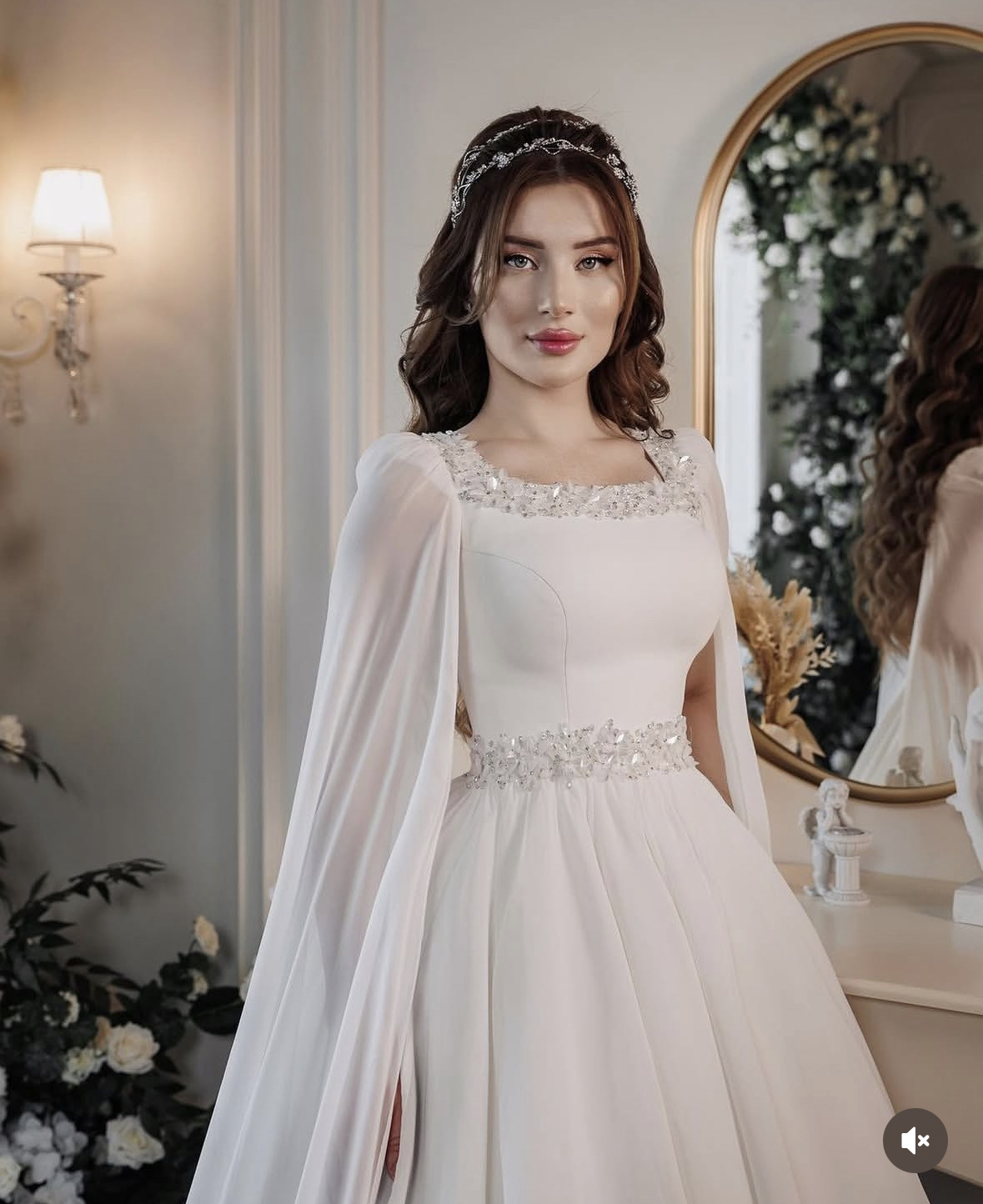 Simple Ivory Chiffon A-Line Wedding Dresses Cape Sleeves Crystals Sequins Beaded Square Neck Sash Elegant Long Bridal Gowns Custom Made 2025