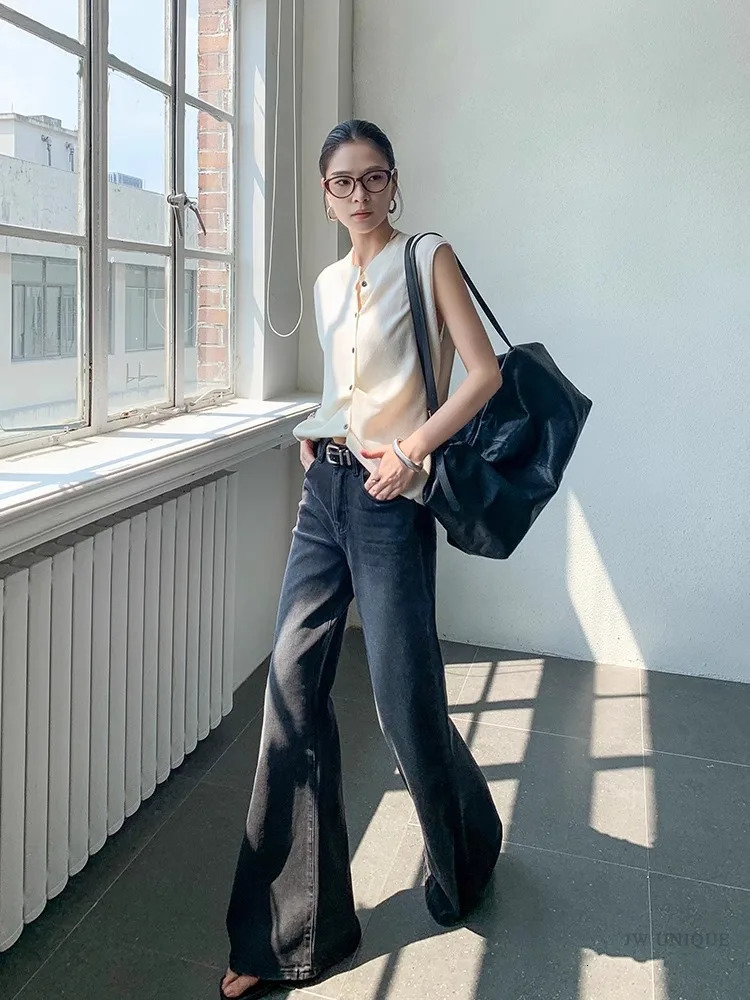 Minimalist Black Micro Flared Jeans For Women In Spring And Autumn Slim Fit With Wide Legs Fashionable Floor Length Pants 250106