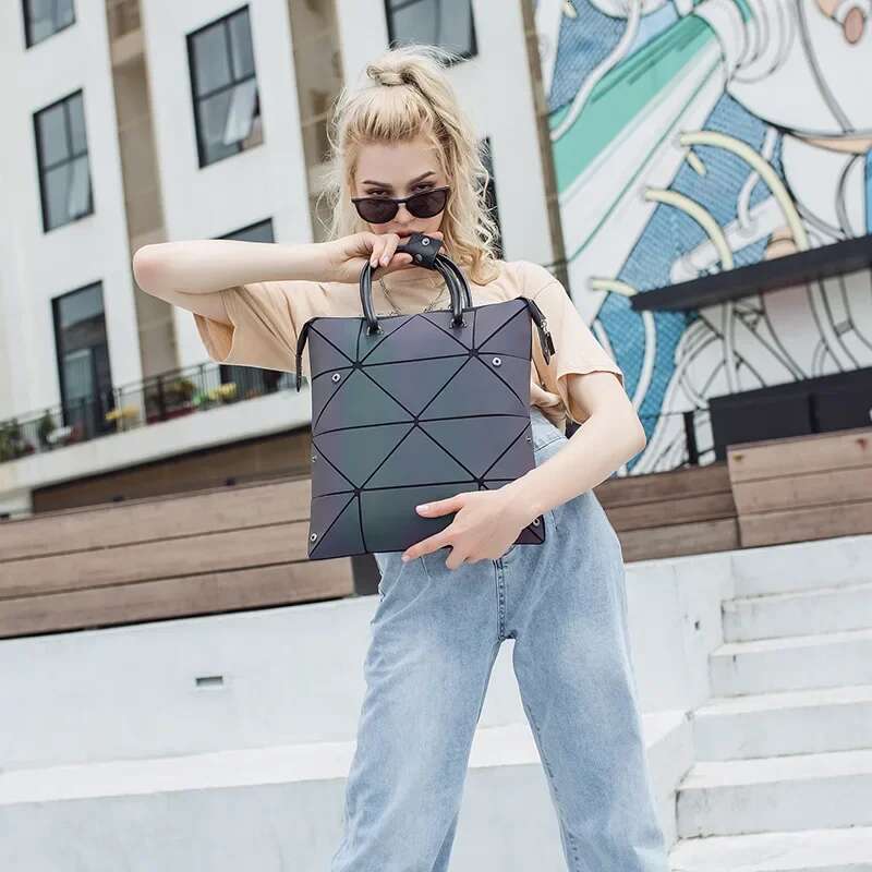 Luminous Geometric Folding Bag Brand Women's Handbag Designer Women's Handbag 2025 New Edition