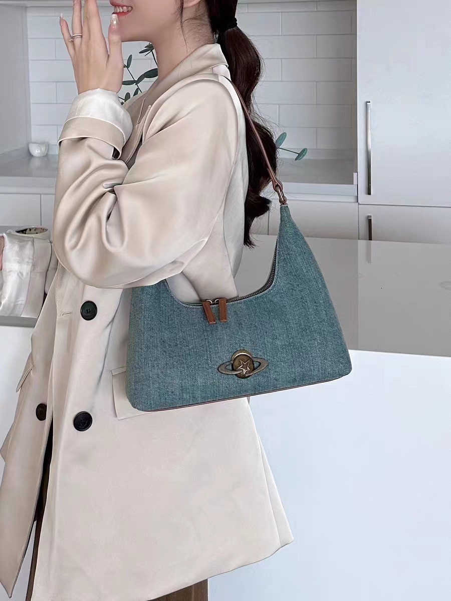 2024 Chic Stray Planet Denim Pop Single Item Underarm Dee Retro Shoulder Bag Tote
