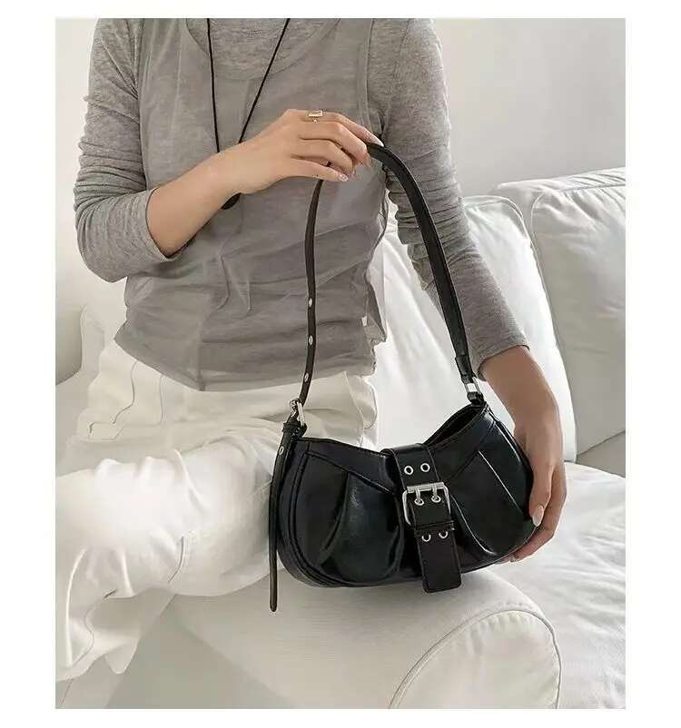 Urious Retro Armpit Exquisite And Versatile Hot Girl Niche Design Pleated Crescent High-End Fashion Shoulder Bag