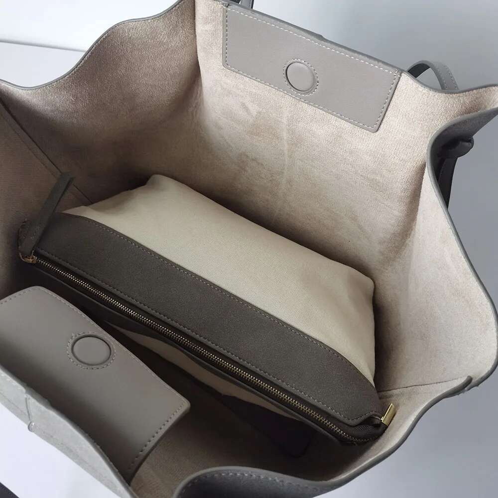 Large Frosted Tote Bag Vintage Bags For Women Fashion Wing Party Women's Handbags Trend 2025 Shoulder New Style Handbag Ladies