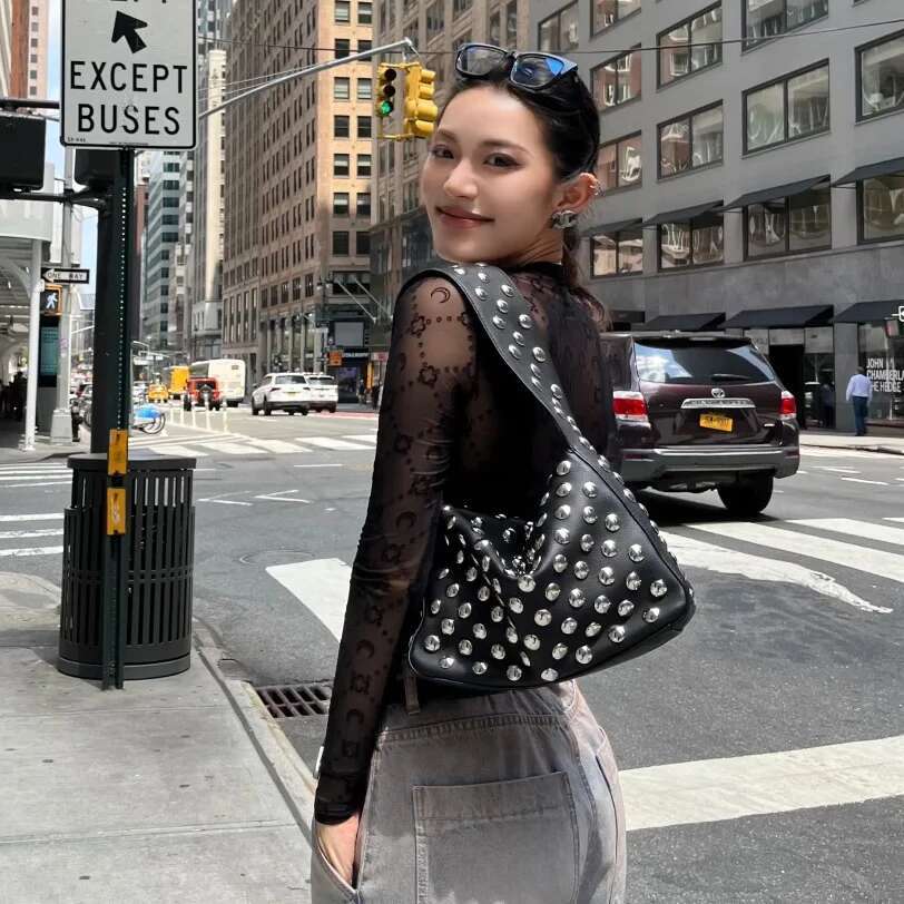 Dark Style Rivet Armpit 2025 Niche Design Personality Heavy Industry Motorcycle Street Punk Black Portable Shoulder Bag