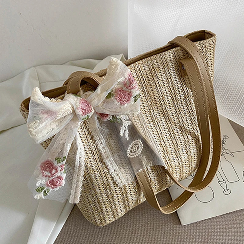 Straw Woven Large Capacity Hand Held Shoulder Bag Silk Scarf Tote 250107