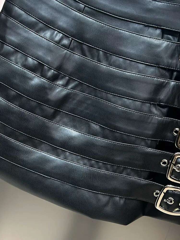 DEAT Trendy Women's Multi Belt PU Leather Mini Skirt 2025 Spring Fashion New Items High Waist Wrap Hip Skirts Female 11Xx7390