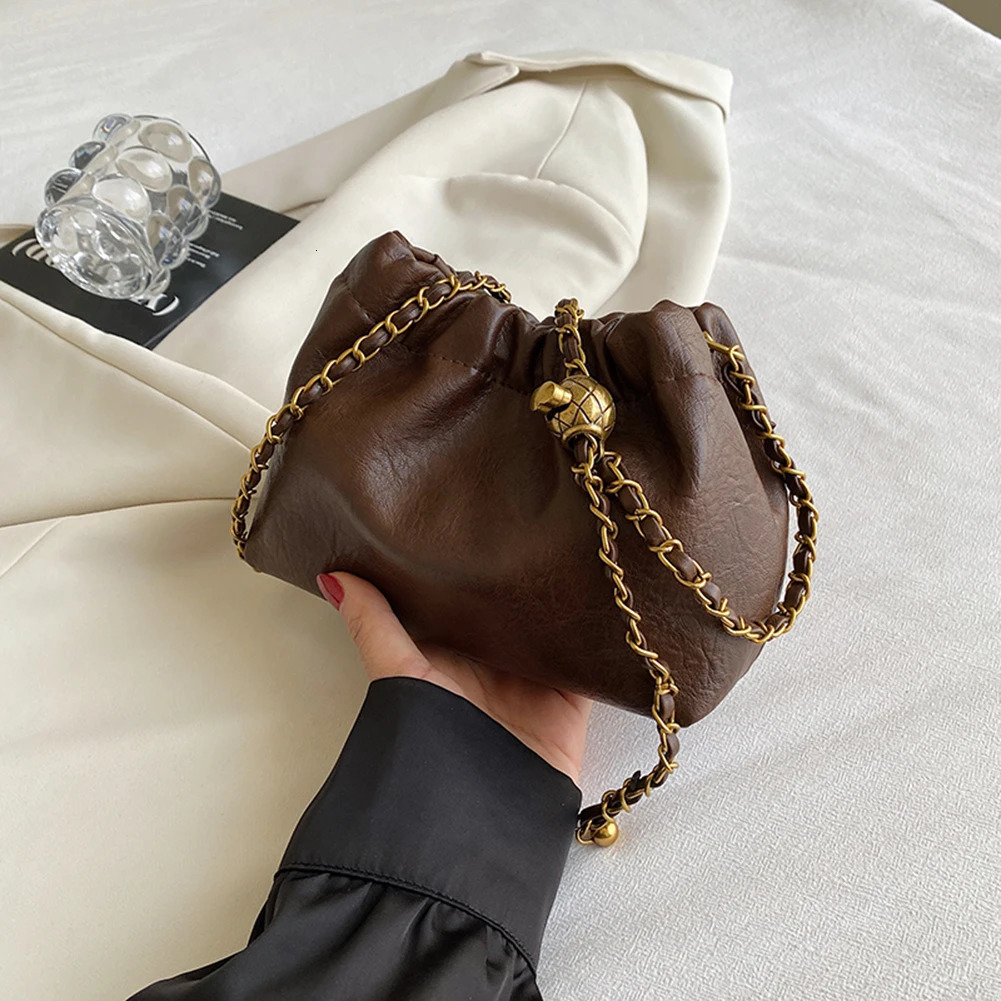 Women Chain Shoulder Bag PU Leather Crossbody Tote Versatile Pleatd Hobo Satchel Sling Daily Dating Purse 250107