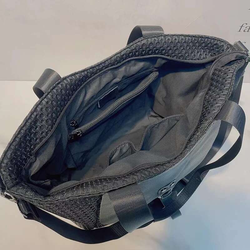 New Women's Slanted Shoulder Mesh Fabric Paired With Cowhide Handbag Men's Simple Short Distance Travel Bag