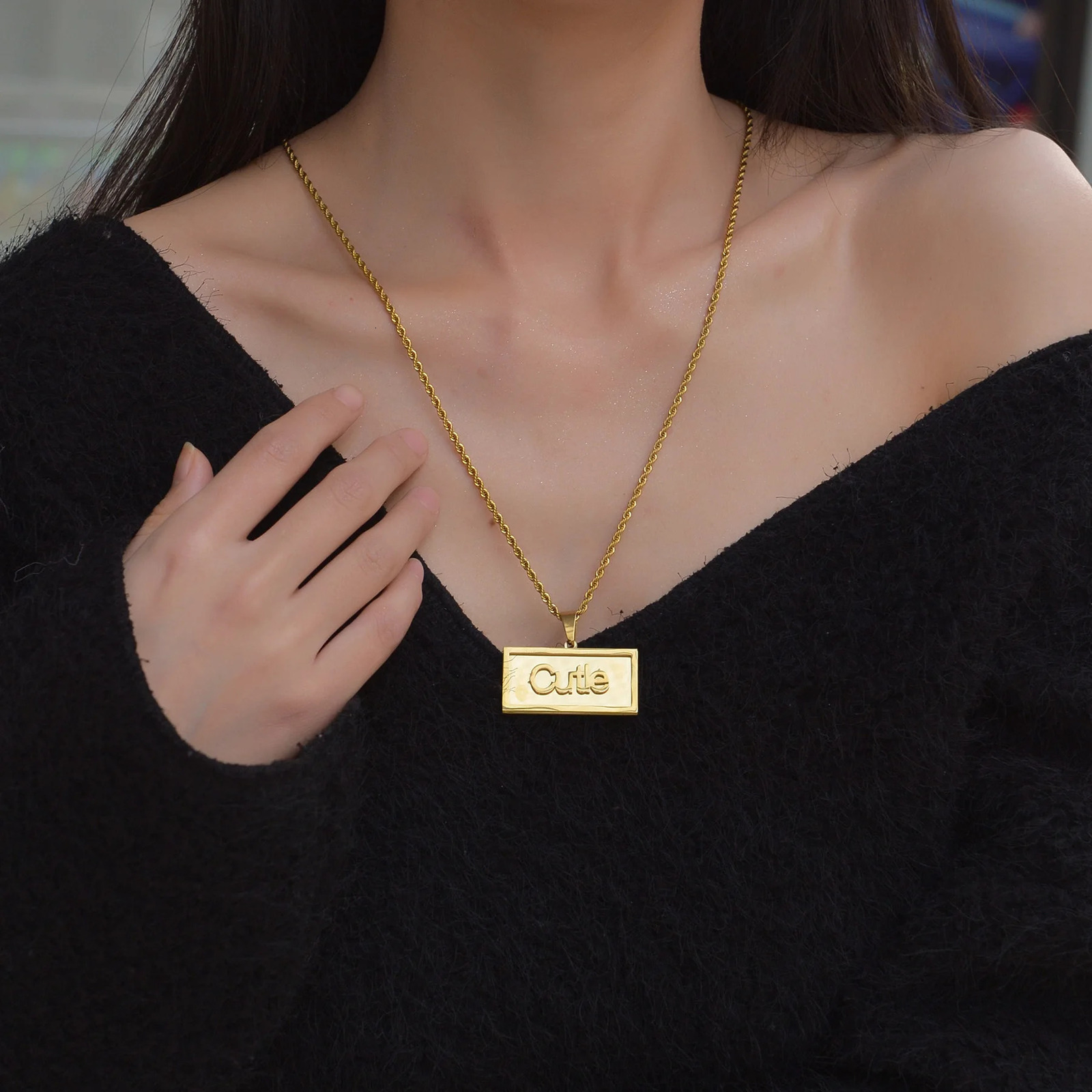 Atoztide Personalized Custom Name Necklaces for Women 2 Sides Welding Round Pendant Stainless Steel Twist Chain Jewelry Gift 250109