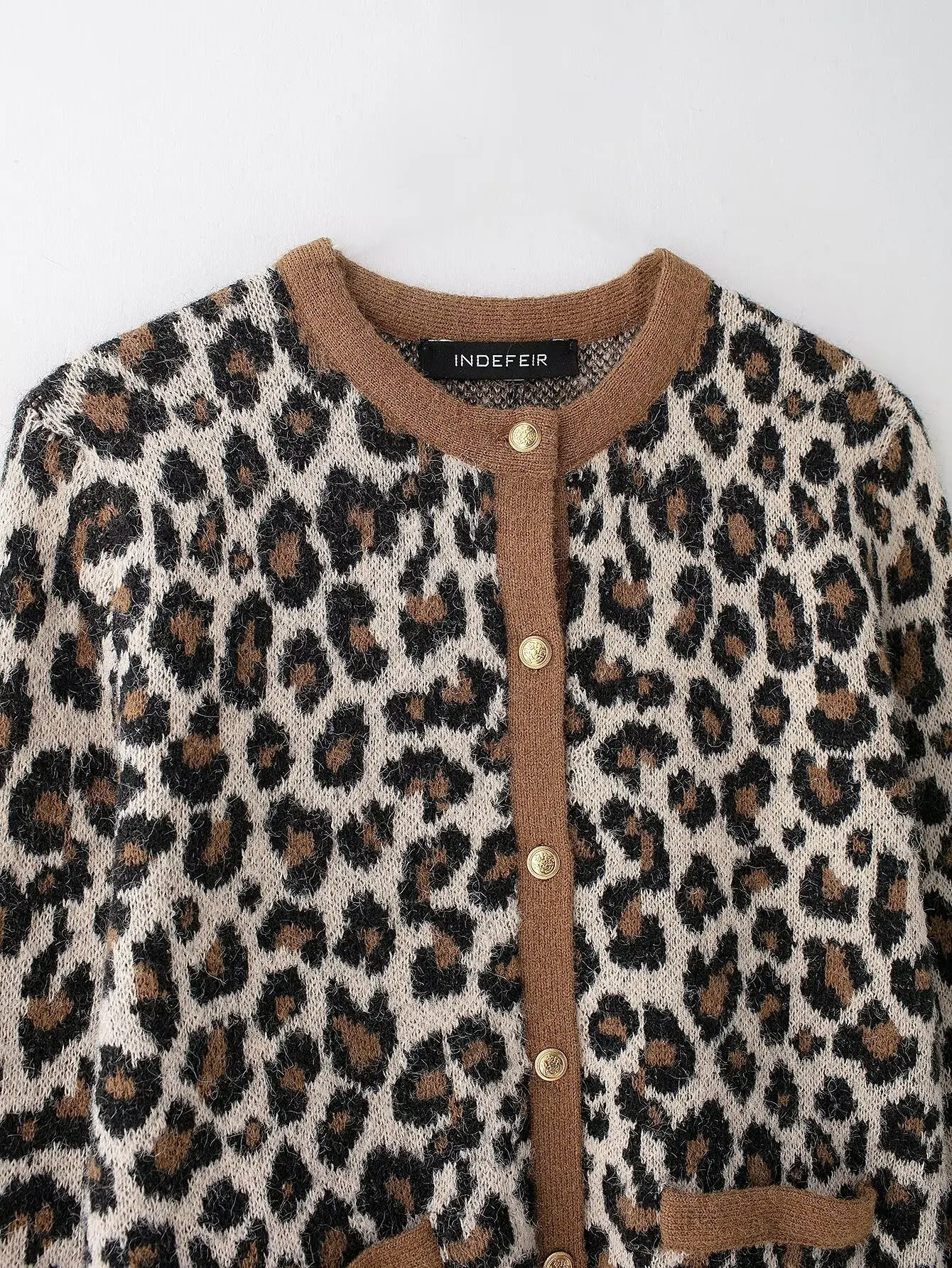 European and American style fashion simple singlebreasted round neck leopard jacquard knitted cardigan womens sweater jack 250108
