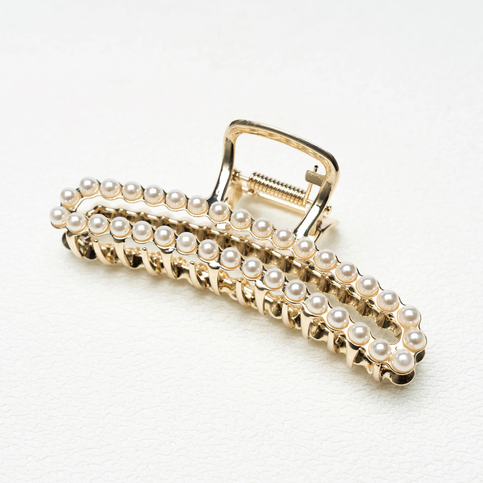 2025 Hair Accessories Gold Diamond Shiny Hair Clip with Exquisite Evening Dress Shark Teeth Gift for Women ious Paw Claw Clip Cute Girl Bow Wave Paw C