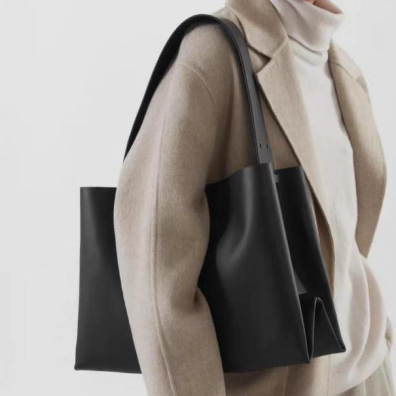 2025 High Quality Cowhide Single Shoulder Women's Simple And Casual Large Capacity Horizontal Square Crossbody Bag For Women