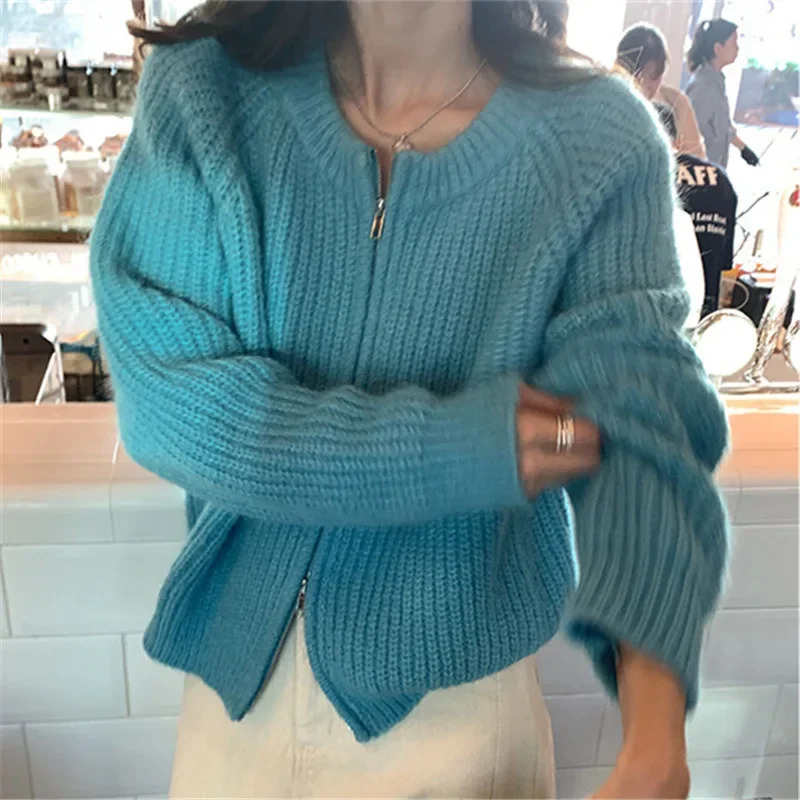 Korean Style ChicSoft And Supple Sweater Jacket Autumn Simple Short Jacket Knitted Top Polo Collar Pullovers 250109