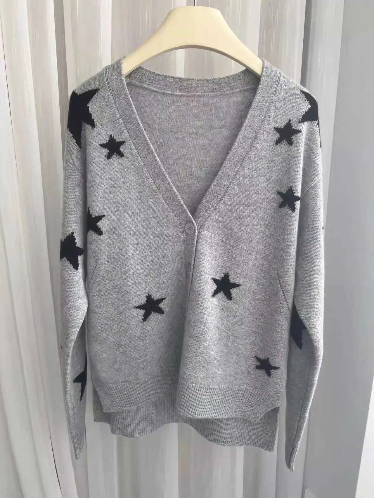 100% Cashmere Women Long Sleeve V-Neck Autumn Winter Stars Jacquard Knitted Cardigan Female