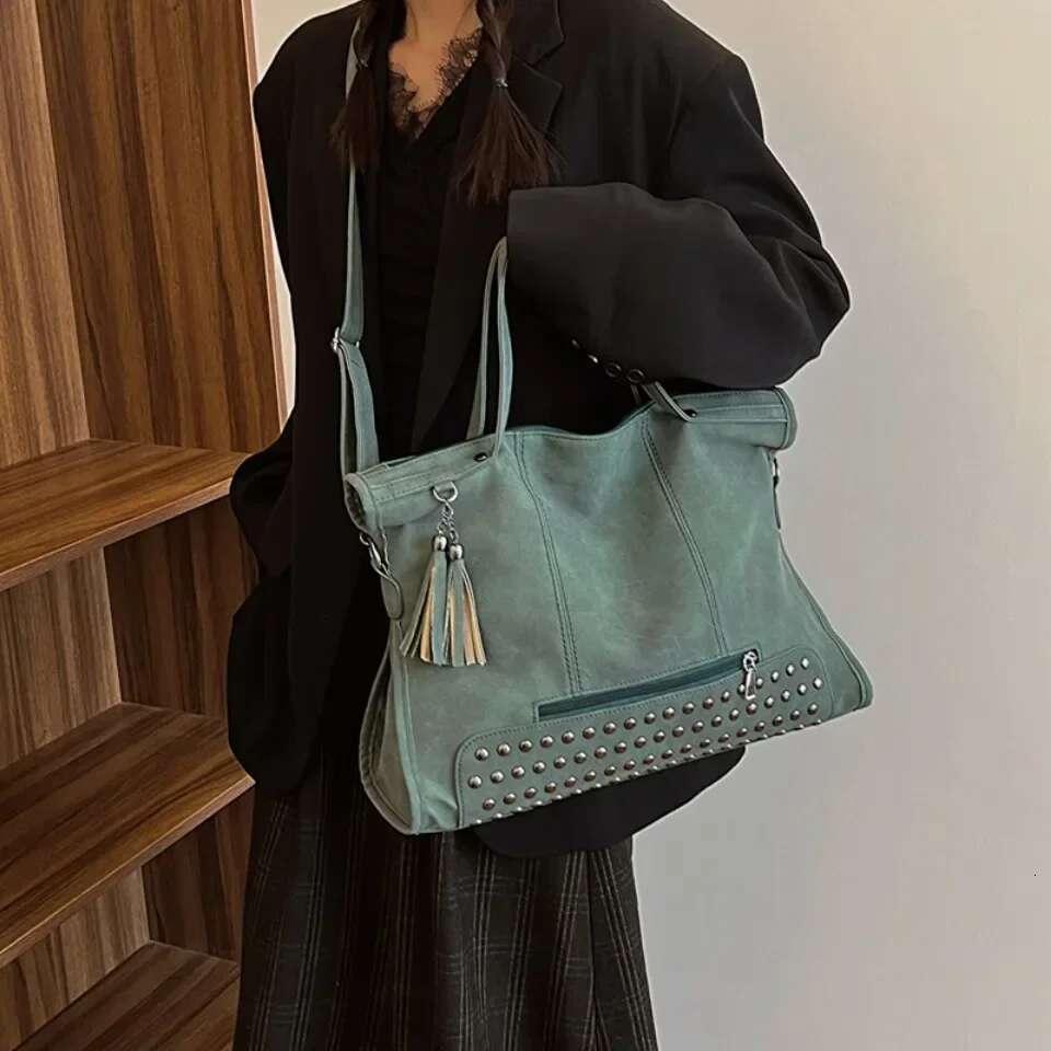 Designer Rivet Large Handbag Quality Leather Shoulder For Women Totes Purse Casual Big Bag Female Crossbody Bags Sac