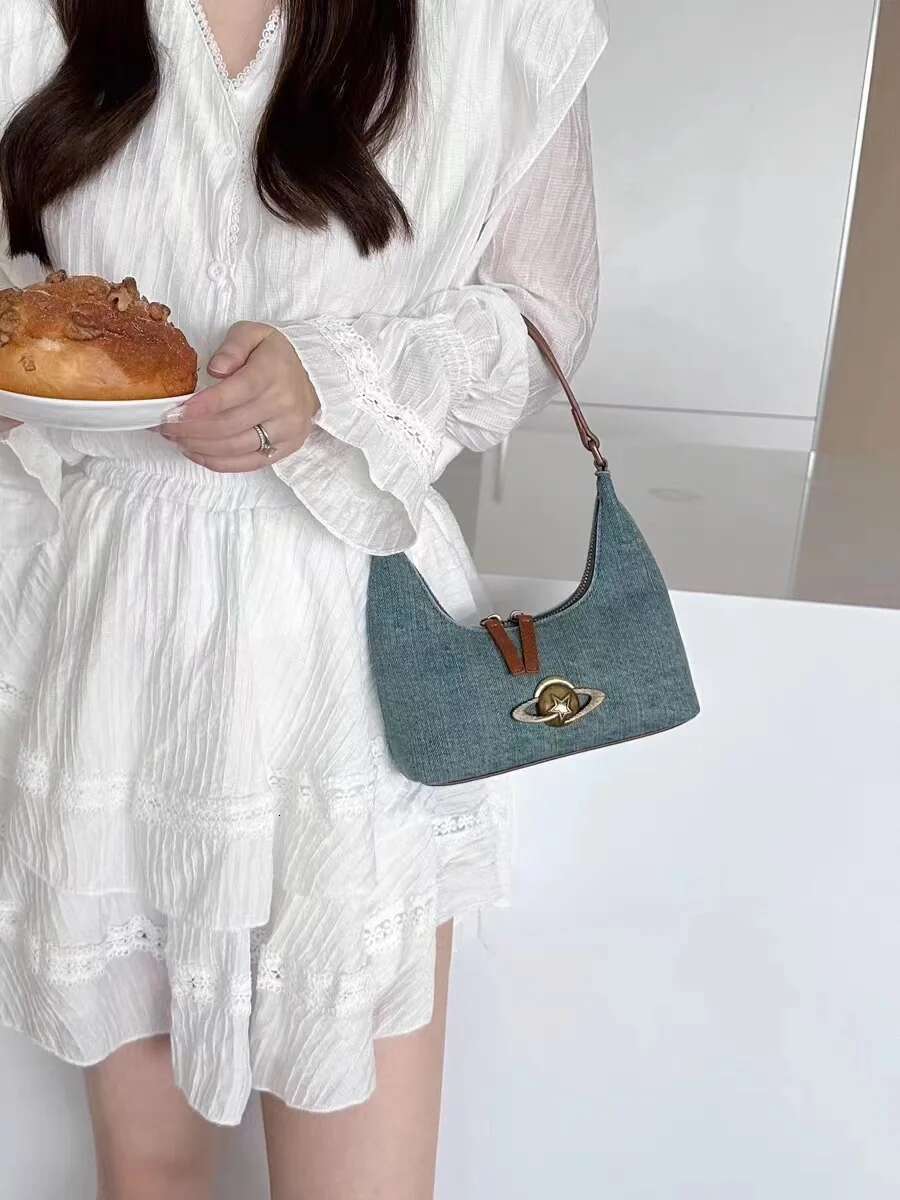 2024 Chic Stray Planet Denim Pop Single Item Underarm Dee Retro Shoulder Bag Tote