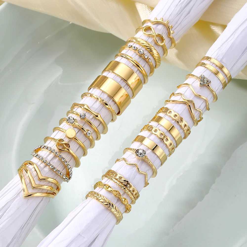 IPARAM 30 piece set gold silver womens ring zircon crystal ripple geometric ring stacked ring fashion jewelry W250109