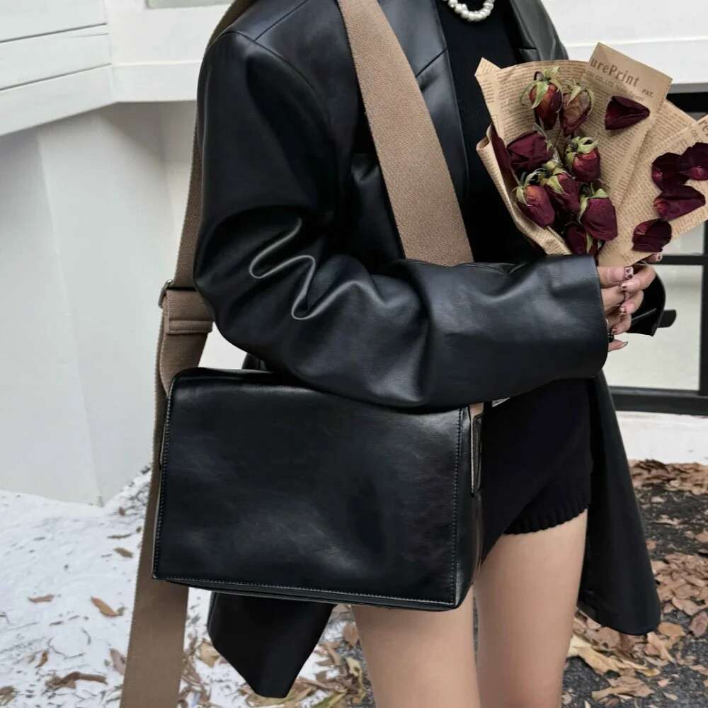 Motingsome Women Messenger Bags Crossbody Satchel Designer Bag Wide Shoulder Strap Daily Purses Black 2025 New