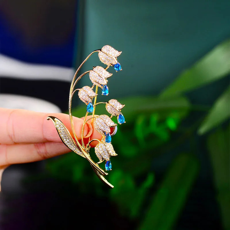 Autumn Korean Elegant and Fashionable Clock Orchid brooch Creative Personalized Flower Clothing Pin Accessories for Women 250103