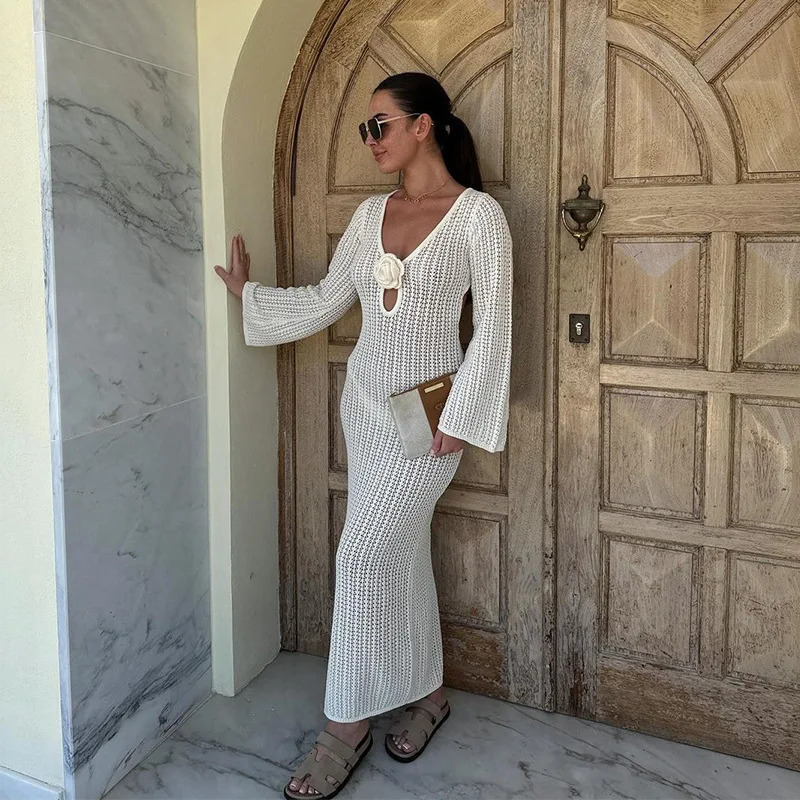 Para Praia Hollow Out Knitted Long Dress Beach Bikini Cover Swimwear Ups Sexy Outfits for Women Beachwear 250106