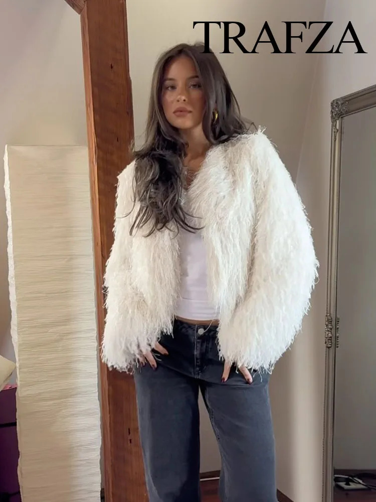 TRAFZA 2024 Womens Winter Street Short Faux Fur Casual Jacket Fashion Solid Color ONeck Long Sleeve Loose Thick 250103