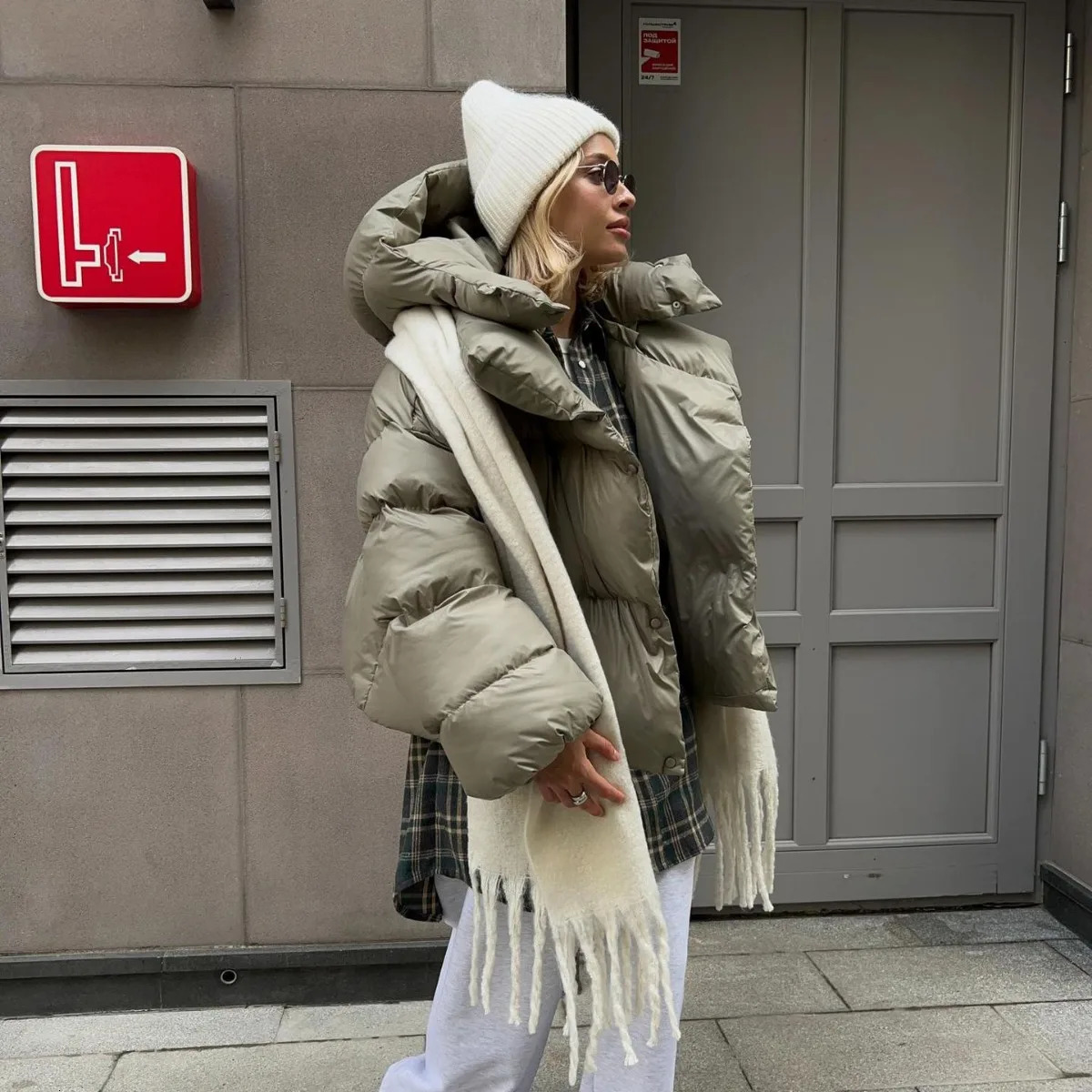 Women Autumn Winter Warm Coat Thick Parkas Long Sleeve Female Street Fashion Hoodies Womans Cottonpadded Jacket 250108
