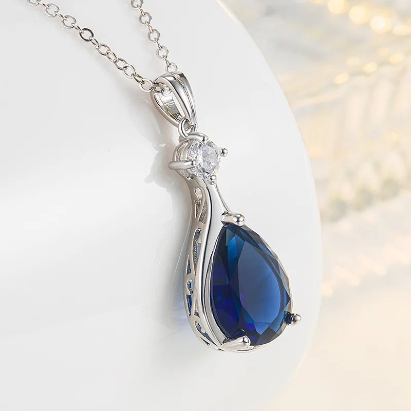 y Necklace for Women 925 Silver Jewelry Accessories Water Drop Shape Sapphire Zircon Gemstone Pendant Wedding Party Gift 250109