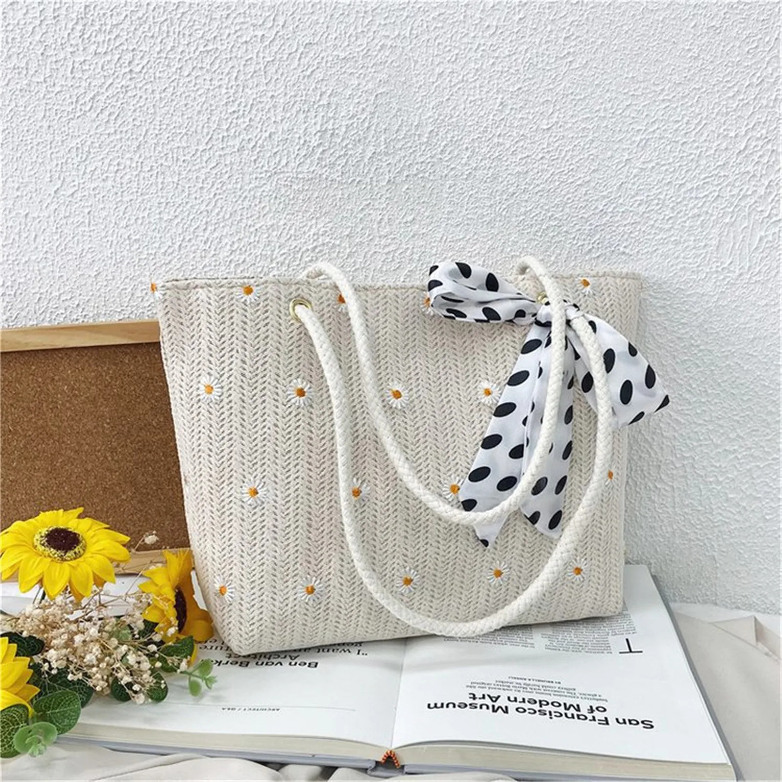 Straw Braided Silk Scarf One-shoulder Handbag Ladies Solid Large-capacity Fashion Simple Handbags Summer Travel Beach Bag 250106