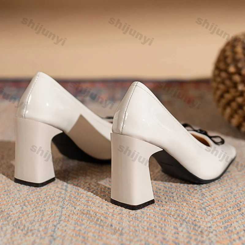 New Arrival Womens patent leather high heels pump new fashion slider thick high heels single shoes womens Pointed Toe thick high heels party shoes T25