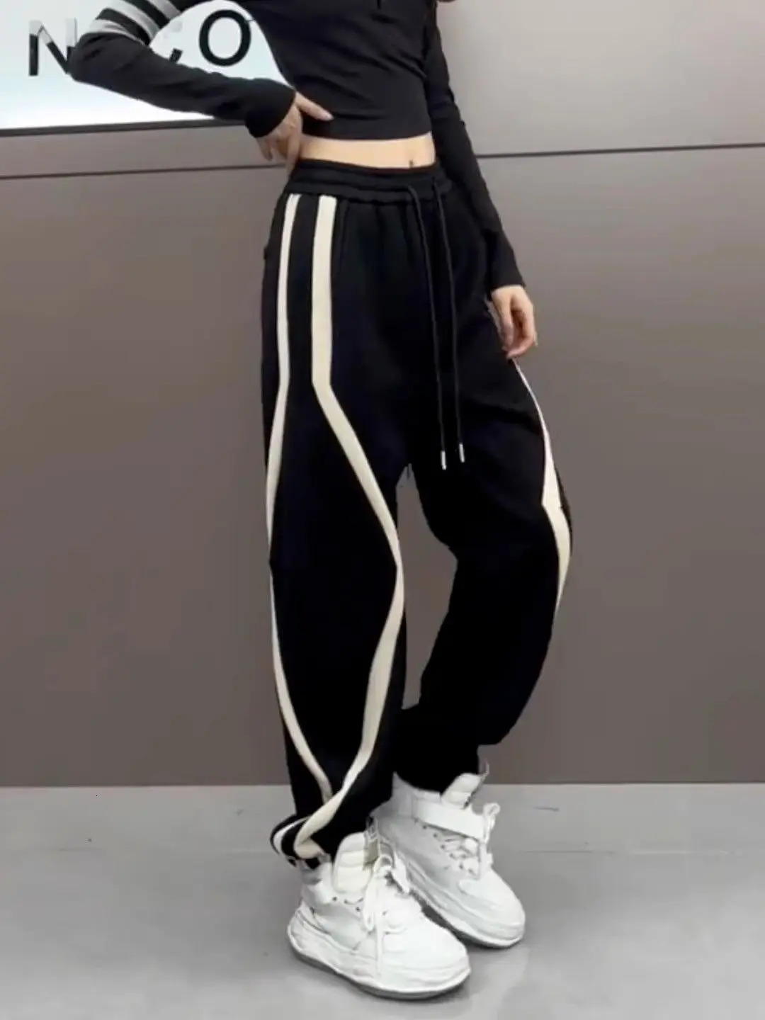 Womens Autumn and Winter Sweatpants with Plush Loose Thick Color Blocking Ankle Binding 250108