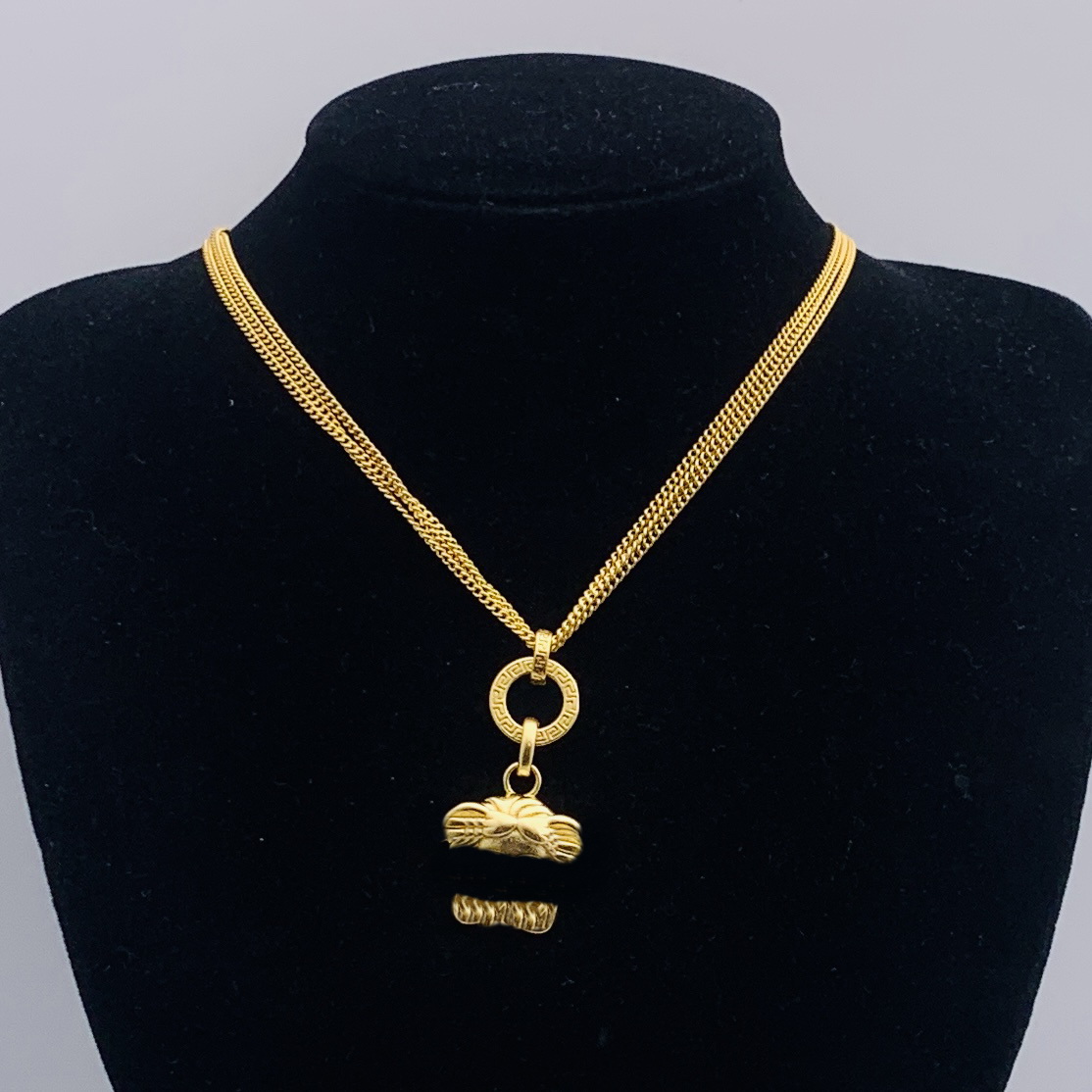 Copper three-dimensional portrait pendant necklace for women's European and American fashion shows collarbone chain Fashion Jewelry Accessories Gifts