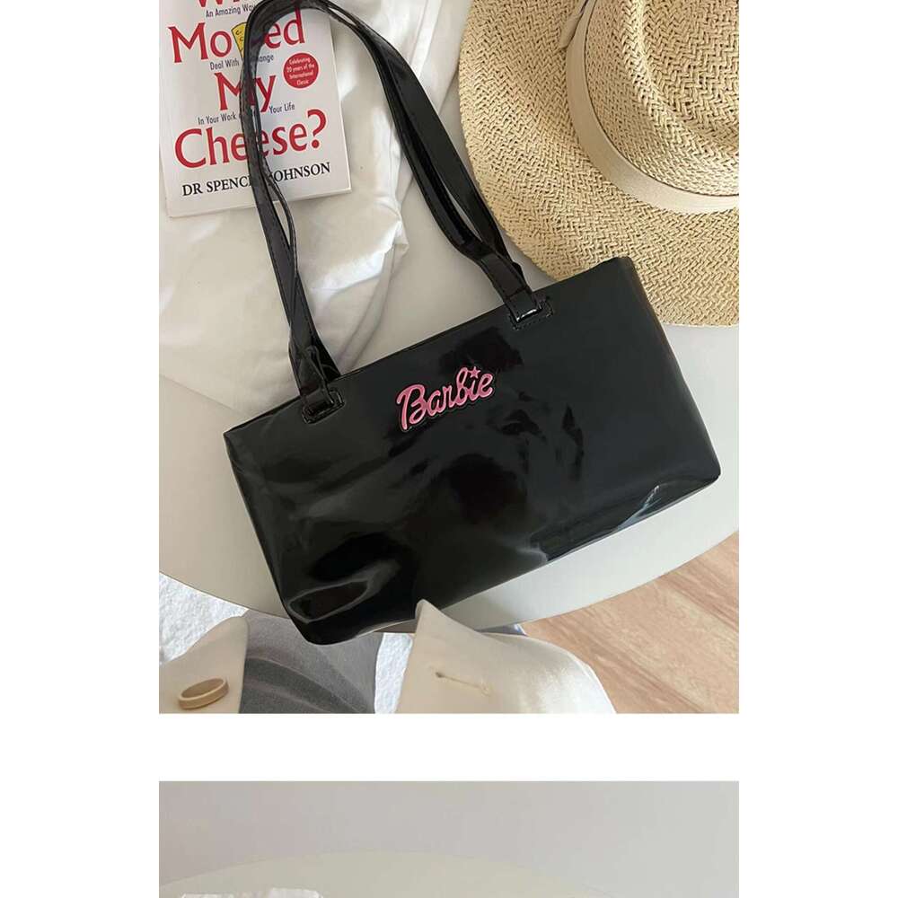 Bright sided shoulder female niche design bag, 2023 new handbag, patent leather horizontal cross bag