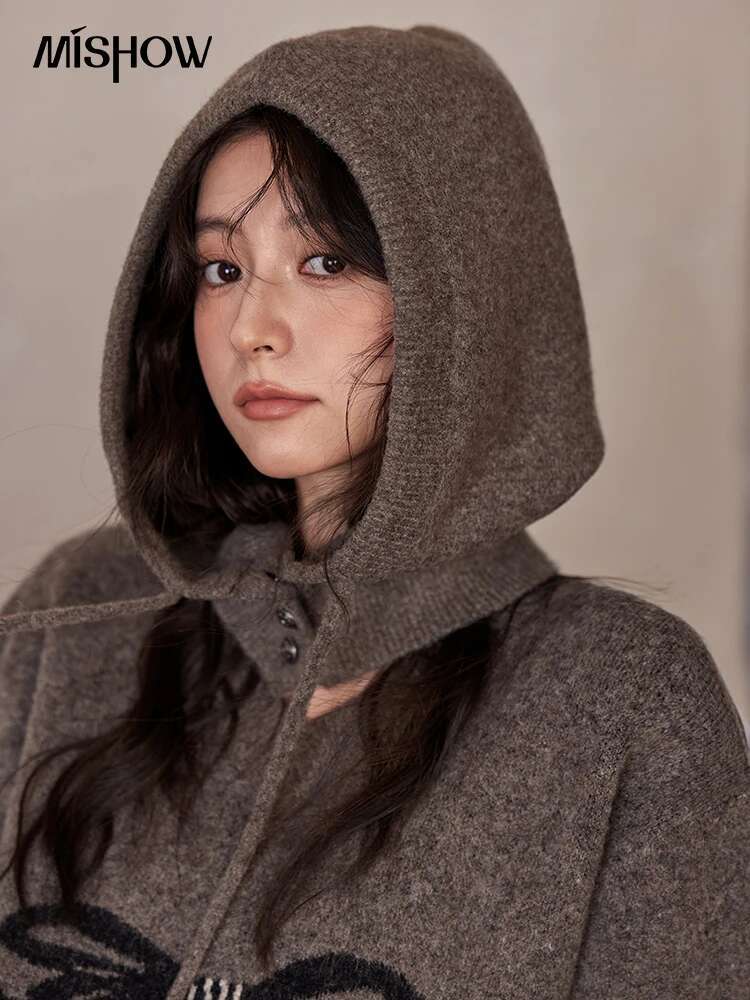 MISHOW Kintted Sweater Bow Pattern O-Neck Pullover Grey Clash Color Design Winter 2024 Loose Slim Fit Outerwears Tops Mxd56z0918