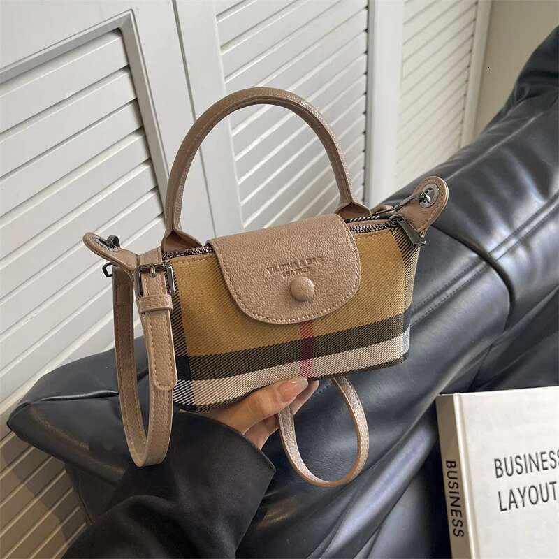 Women's Bags handbag European and American Fashion Women's New Check Pattern Dumpg Handheld Crossbody Bag