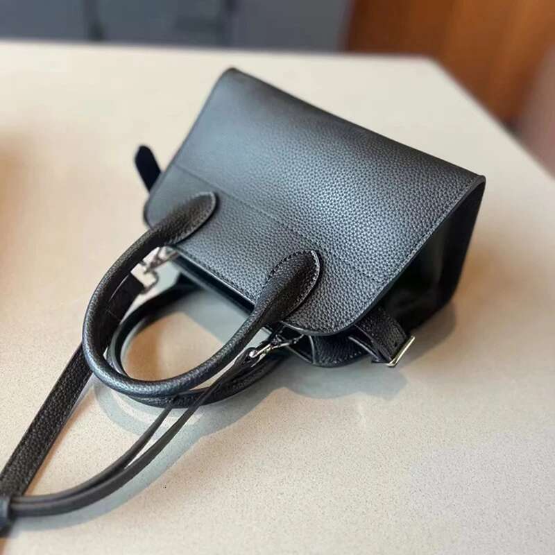 2024 New Women Mini Female Genuine Leather Small Tote Handbag Lady Fashion Shoulder Bag Girls Minimalist Messenger