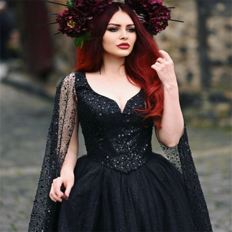 Black Vampire Gothic Wedding Dress Victorian Sequin Cape A Line Medieval Fantasy Bride Dress Tulle Country Bridal 2025 Custom Dubai Arabic Vestio De N