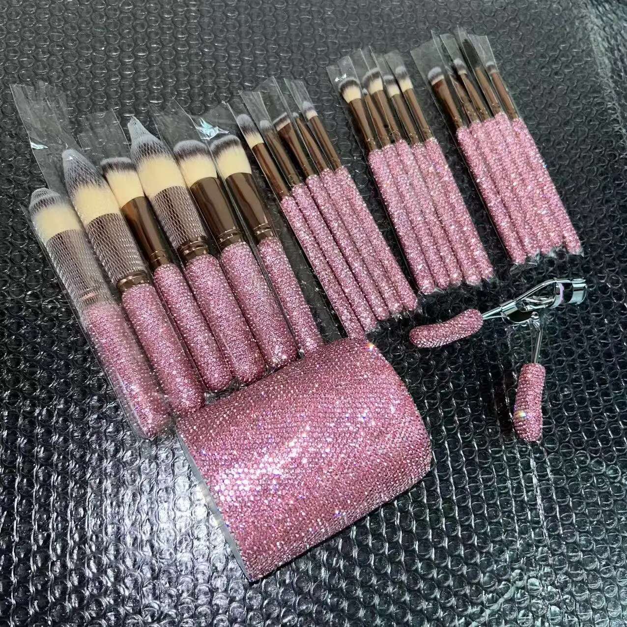 Professional 23pcs Crystal Dia Brush Rhie MakeupBrush Set Gifts for Woman Unique Bg Glam Makeup Brushes