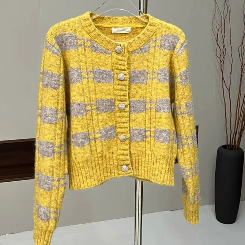 Autumn Winter Vintage Jacquard Thick Warm Sweaters Womens Clothing Casual Slim Wool Oneck Knitted Cardigan Basic Commute Tops 250108