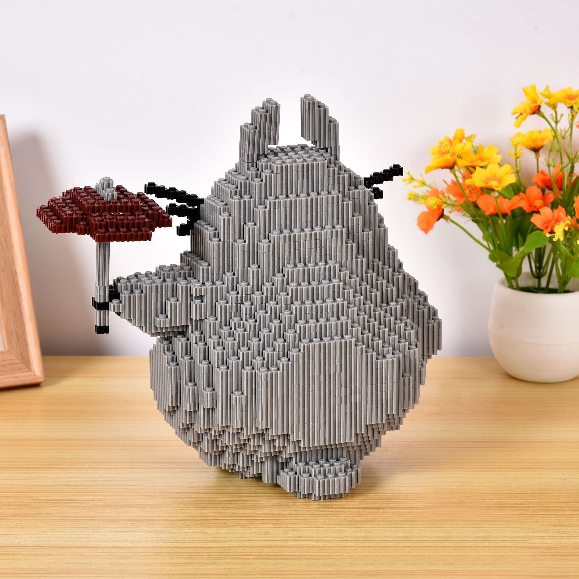 25cm high Hi Caipin Totoro Children and Adults Puzzle Pellet Building Blocks Assembly Toys