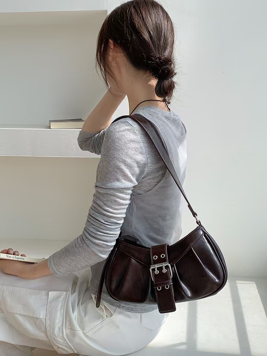 Urious Retro Armpit Exquisite And Versatile Hot Girl Niche Design Pleated Crescent High-End Fashion Shoulder Bag