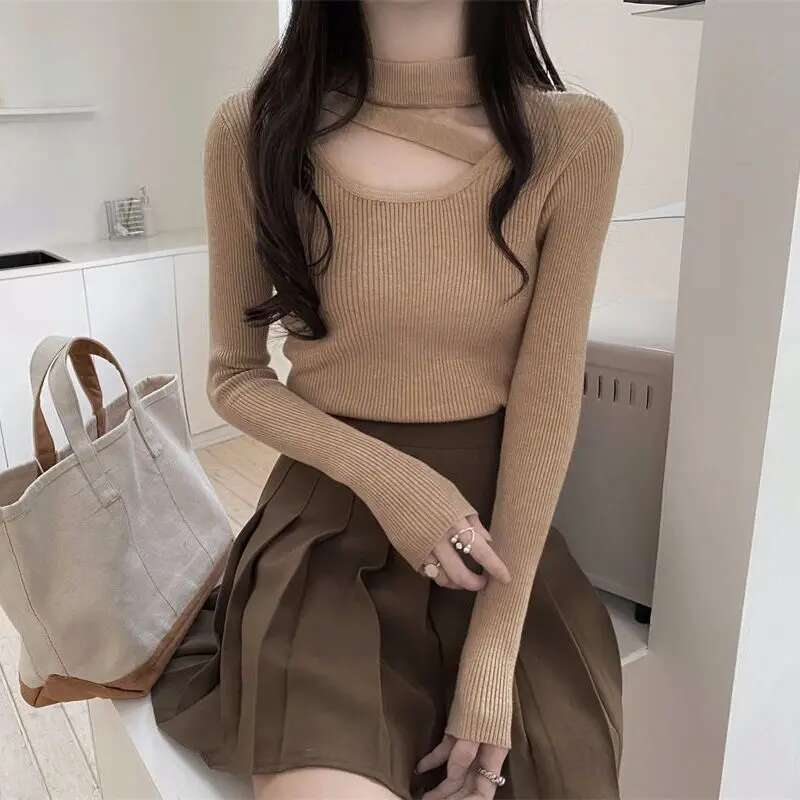 2025 New Autumn Winter Slim-Fitting Halterneck Round-Neck Bottoming Sweater For Women With Irregular Long-Sleeved Top