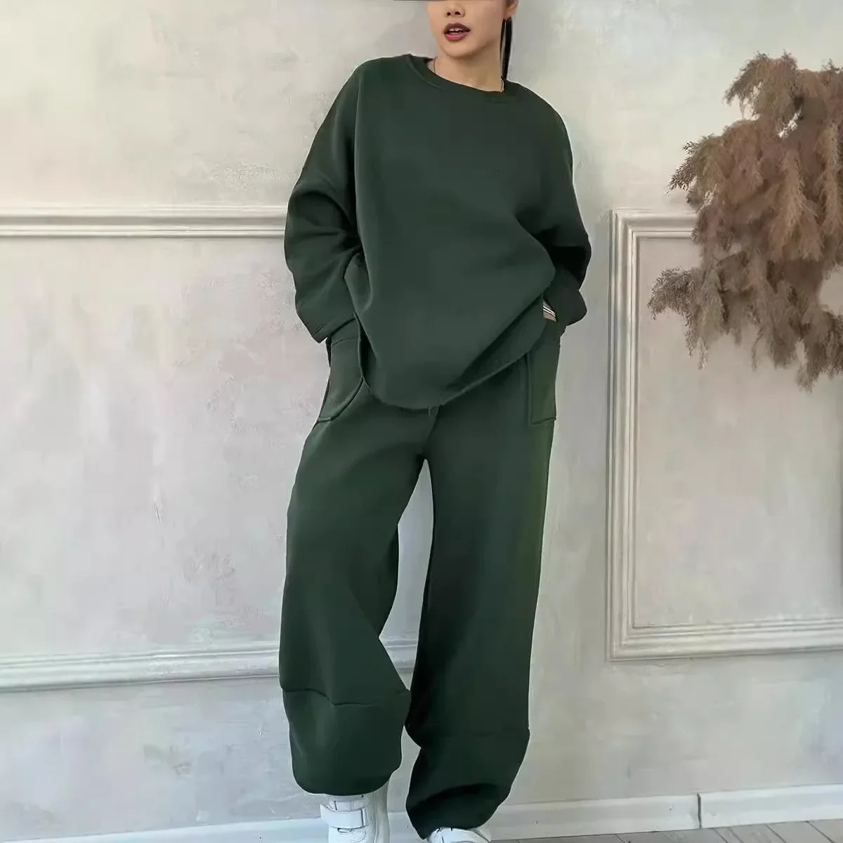 Two Piece Pant Sets Women Full Sleeve Sweatshirts Round Neck Straight Long Pants Suits Solid Spliced Thick Autumn Winter 250106