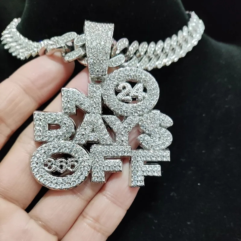 Men Women Hip Hop NO DAYS OFF Pendant Necklace with 13mm Cuban Chain HipHop Iced Out Bling Necklaces Fashion Charm Jewelry 250109