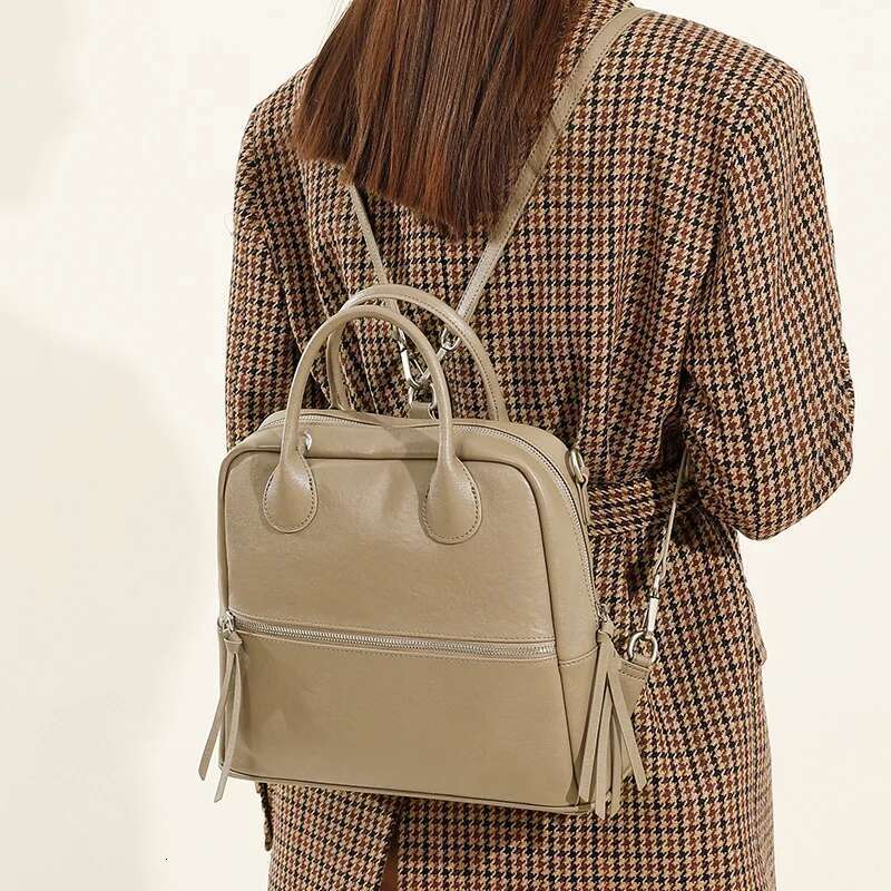 Vegetable Tanned Cowhide Retro Multi-Purpose For Women 2025 New Leather Women's Large Capacity Backpack Shoulder Bag
