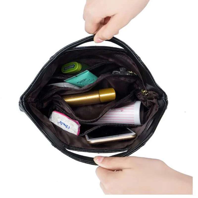 TOPHIGH Snake Pattern Handbags Genuine Leather Fashion Envelope Clutch Bag For Women 2025 Day Clutches Wristlet Bags