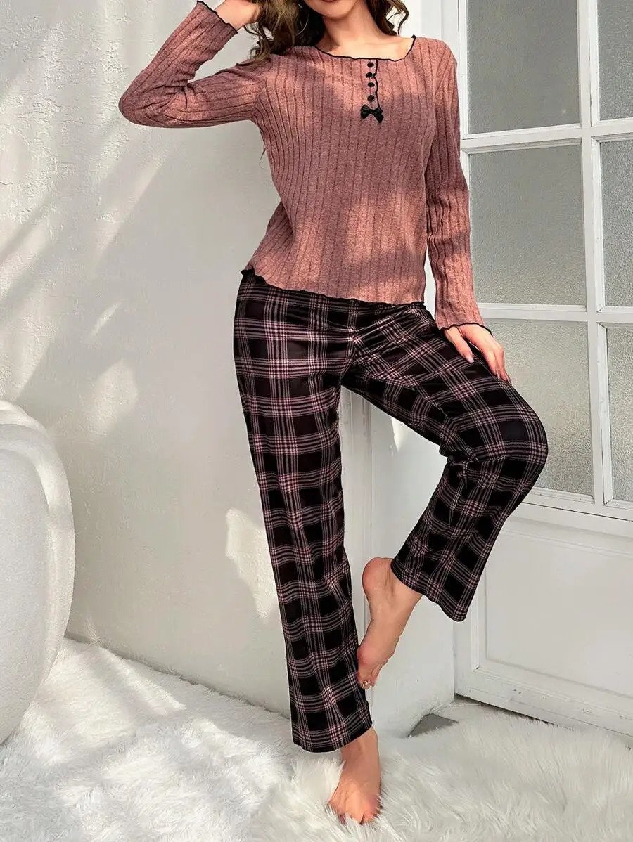 Casual pajamas set plaid striped pattern neckbow n fabric comfortable is very suitable for women to wear at home style 250106