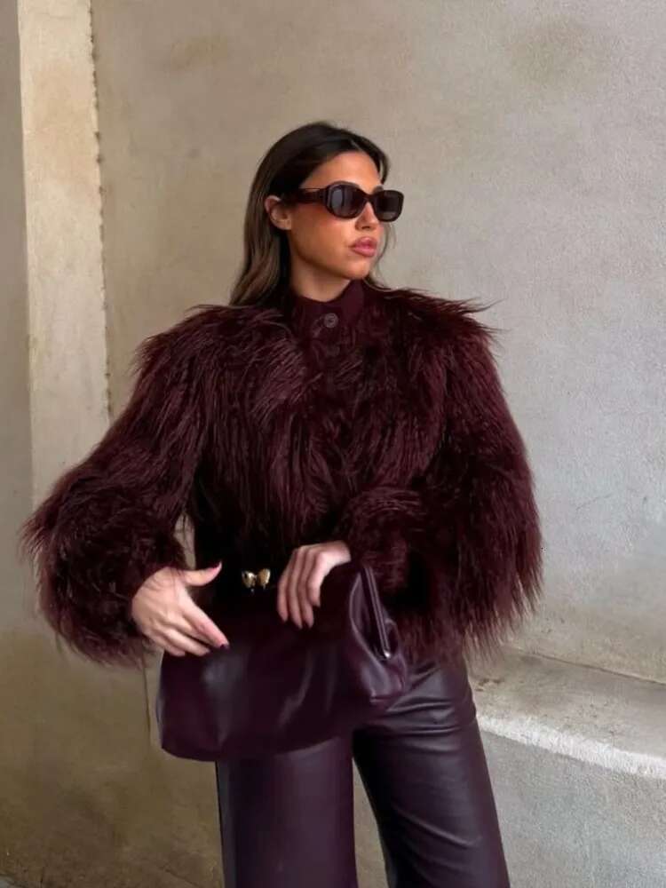 Classic Faux Fur Knitted Coat Vintage Fashion Fluffy Overcoat Round Neck Elegant Women Plush Outwear Winter Streetwear